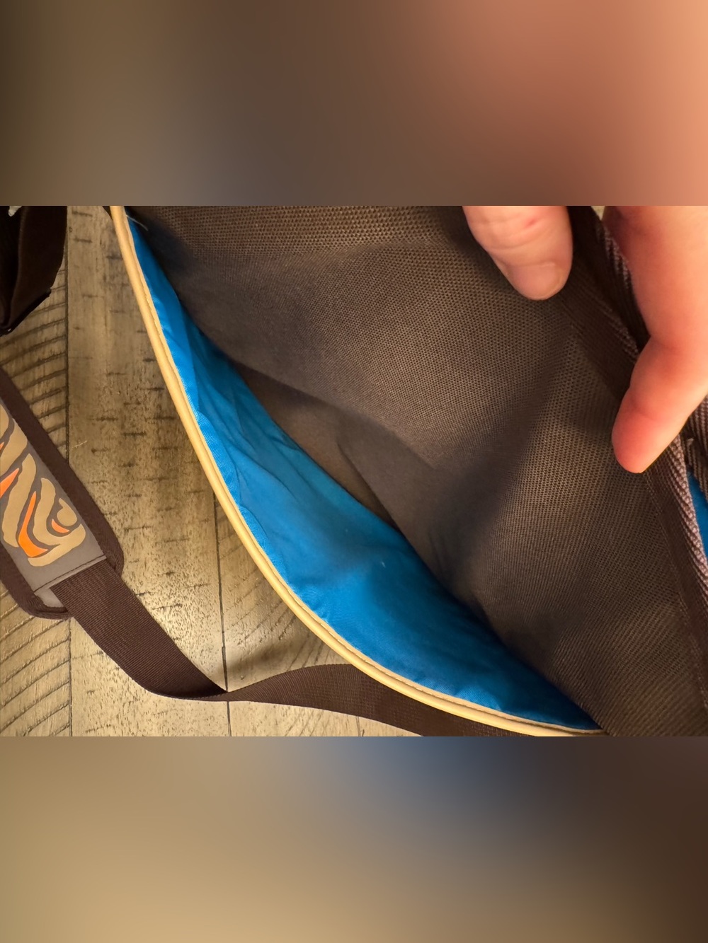 THE LEGEND OF ZELDA Breath of The Wild Sheikah Satchel Thinkgeek Messenger Bag - Picture 10 of 16
